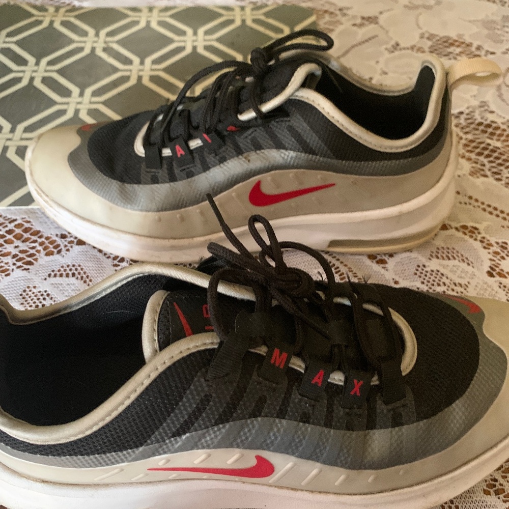 Kids Nike Airmax sneakers